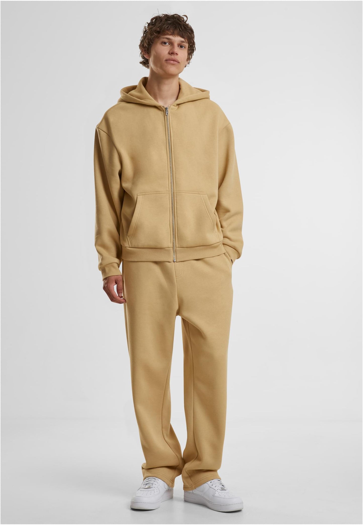 NIGHT62 Zip Hoodie Fluffy